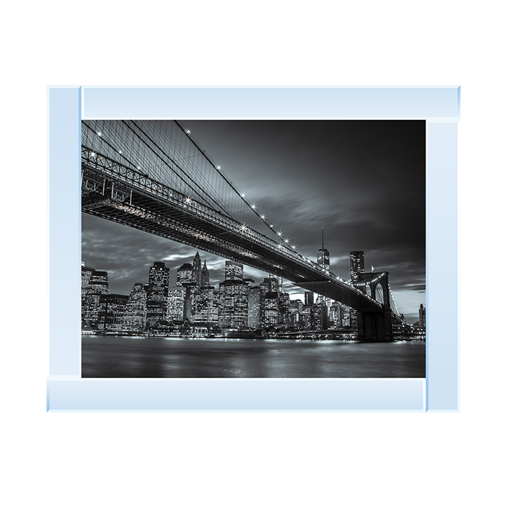 CY064 Brooklyn Bridge and lower Manhattan skyline at dusk