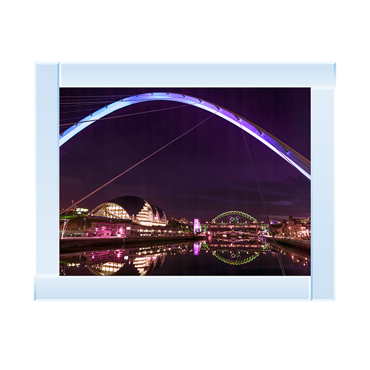 CY073 The Millenium Bridge, Newcastle Upon Tyne