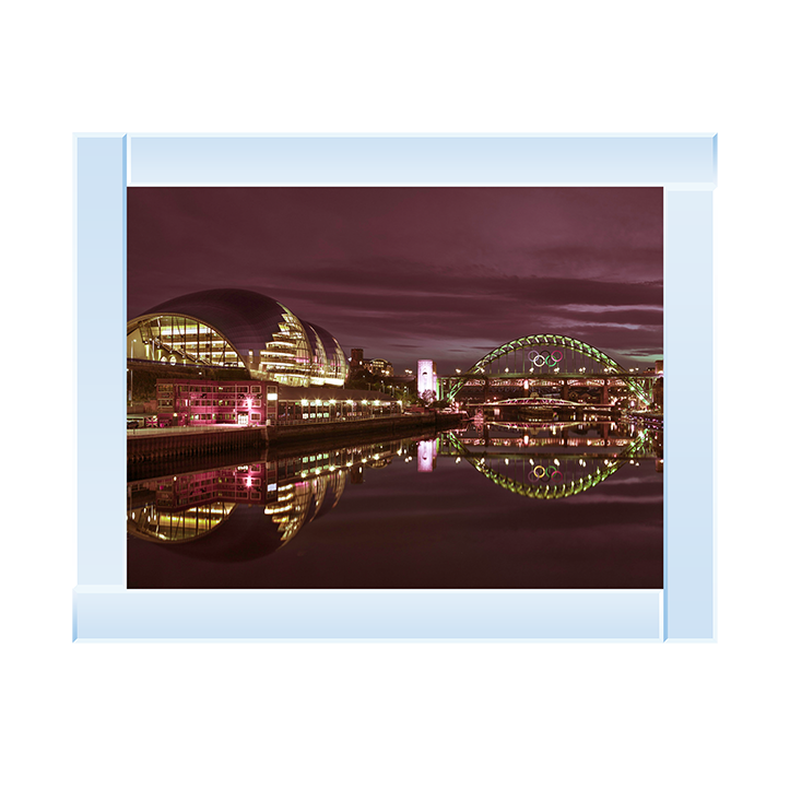 CY071 The Sage Gateshead and the Tyne bridge, Newcastle Upon Tyne II