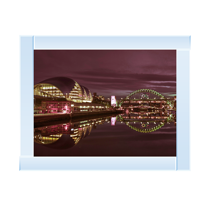CY071 The Sage Gateshead and the Tyne bridge, Newcastle Upon Tyne II