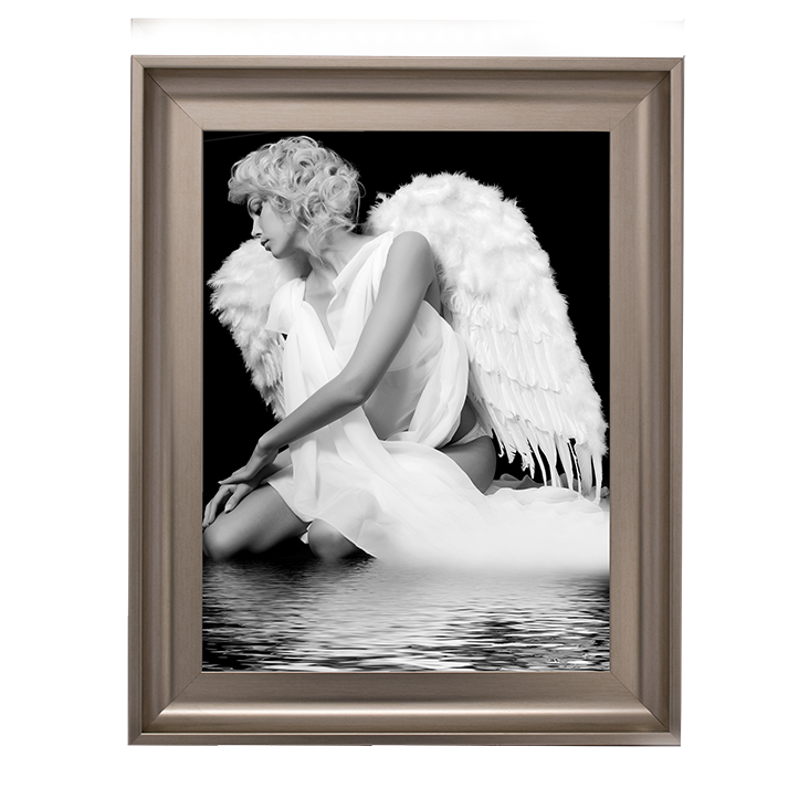 FG055 Angel by water