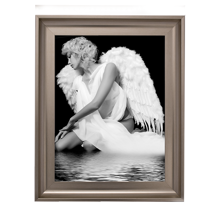 FG055 Angel by water