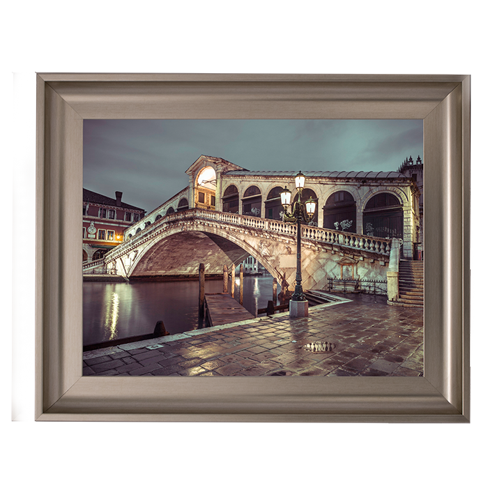 CY077 Rialto Bridge at night, Venice, Italy I