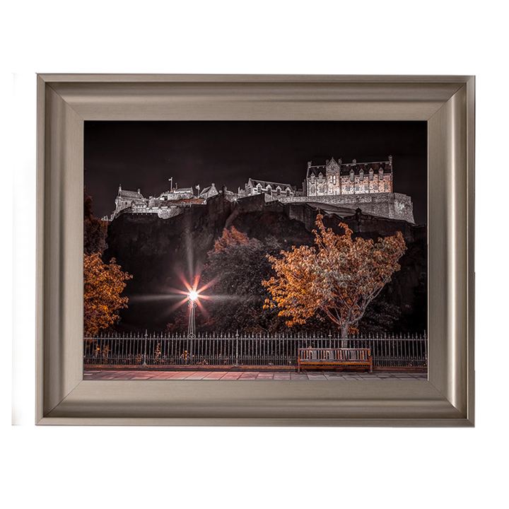 CY018 Edinburgh Castle at night