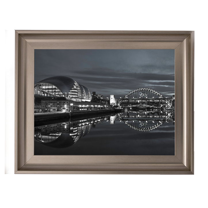 CY070 The Sage Gateshead and the Tyne bridge, Newcastle Upon Tyne I