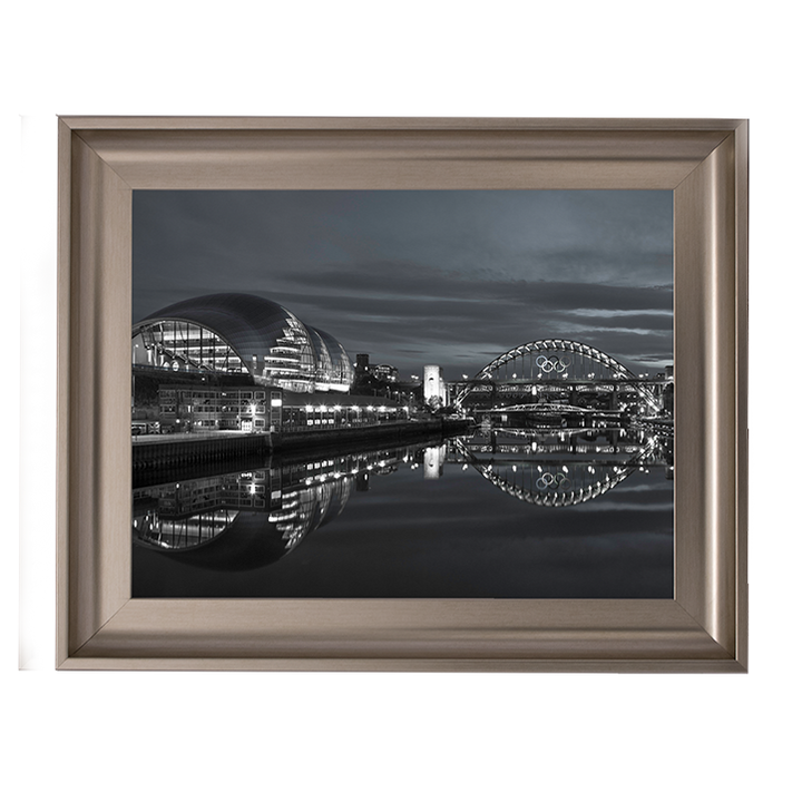 CY070 The Sage Gateshead and the Tyne bridge, Newcastle Upon Tyne I