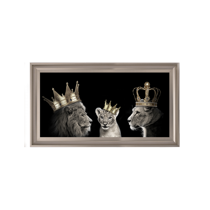 Royal trio 1