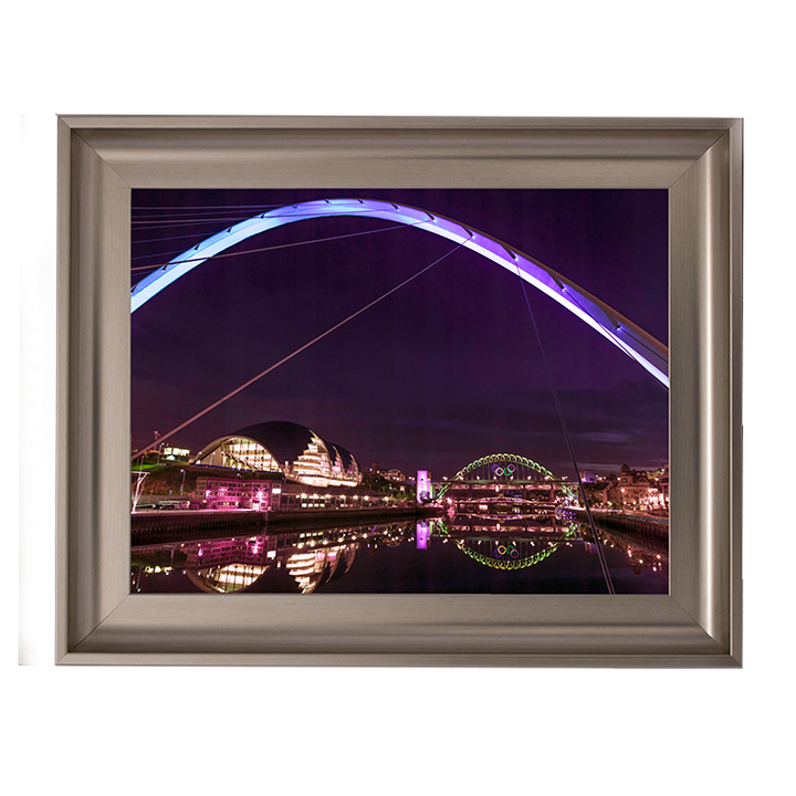 CY073 The Millenium Bridge, Newcastle Upon Tyne