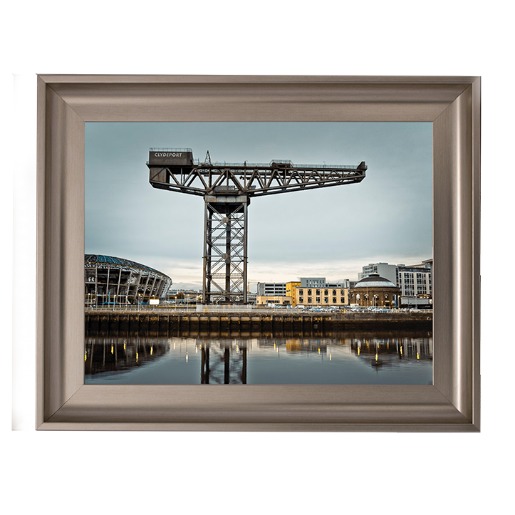 CY025 Finnieston crane on River Clyde