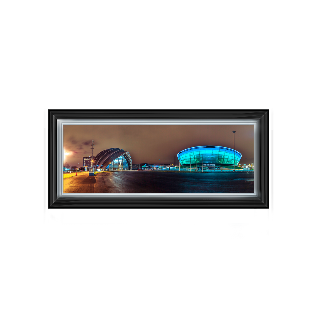 CY029 Evening view of Clyde Auditorium and SSE Hydro in Glasgow I