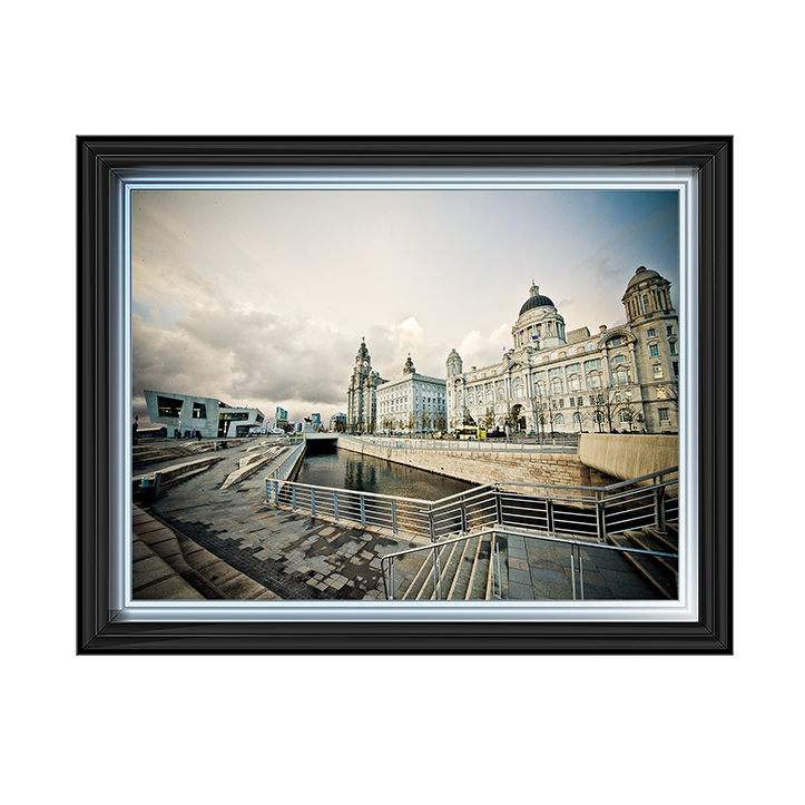 CY037 Three Graces at Dusk