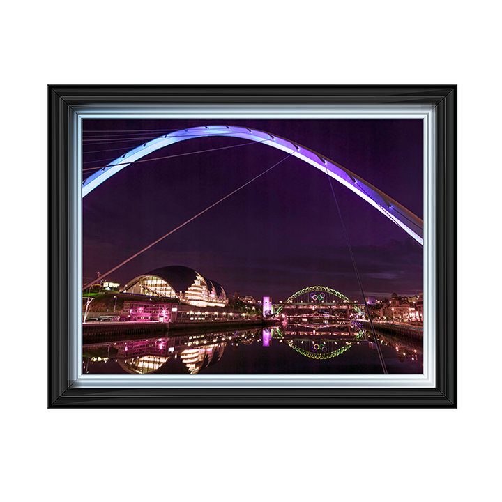 CY073 The Millenium Bridge, Newcastle Upon Tyne