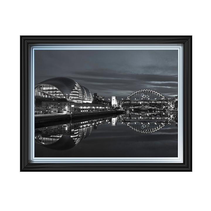 CY070 The Sage Gateshead and the Tyne bridge, Newcastle Upon Tyne I