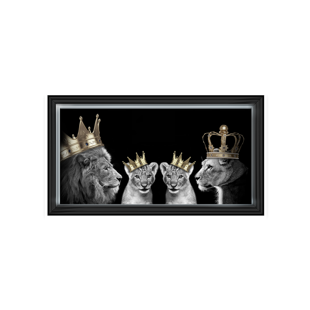 Lion family of 4 (Gold Crowns)