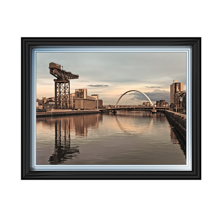 CY023 View along the river Clyde II