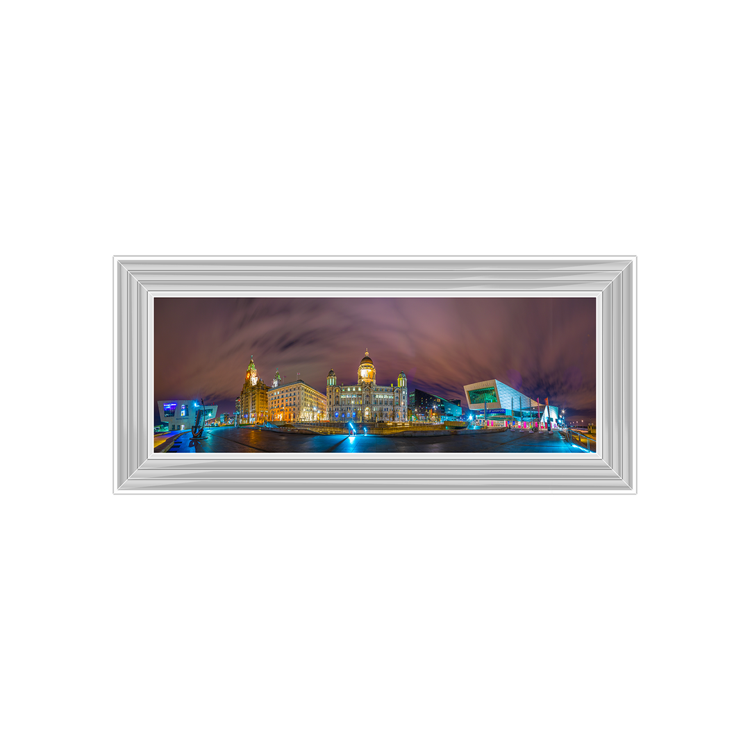 CY040 Night panorama of Three Graces and the museum of Liverpool