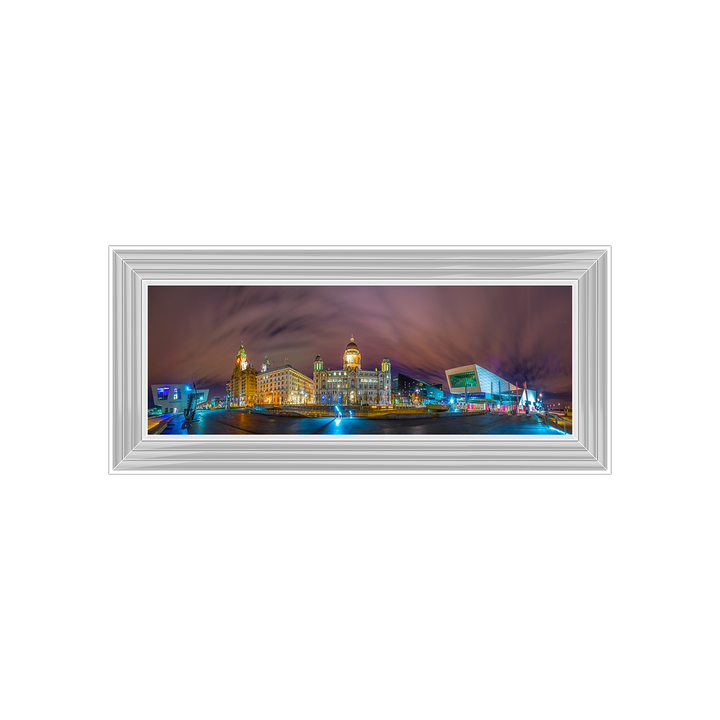 CY040 Night panorama of Three Graces and the museum of Liverpool