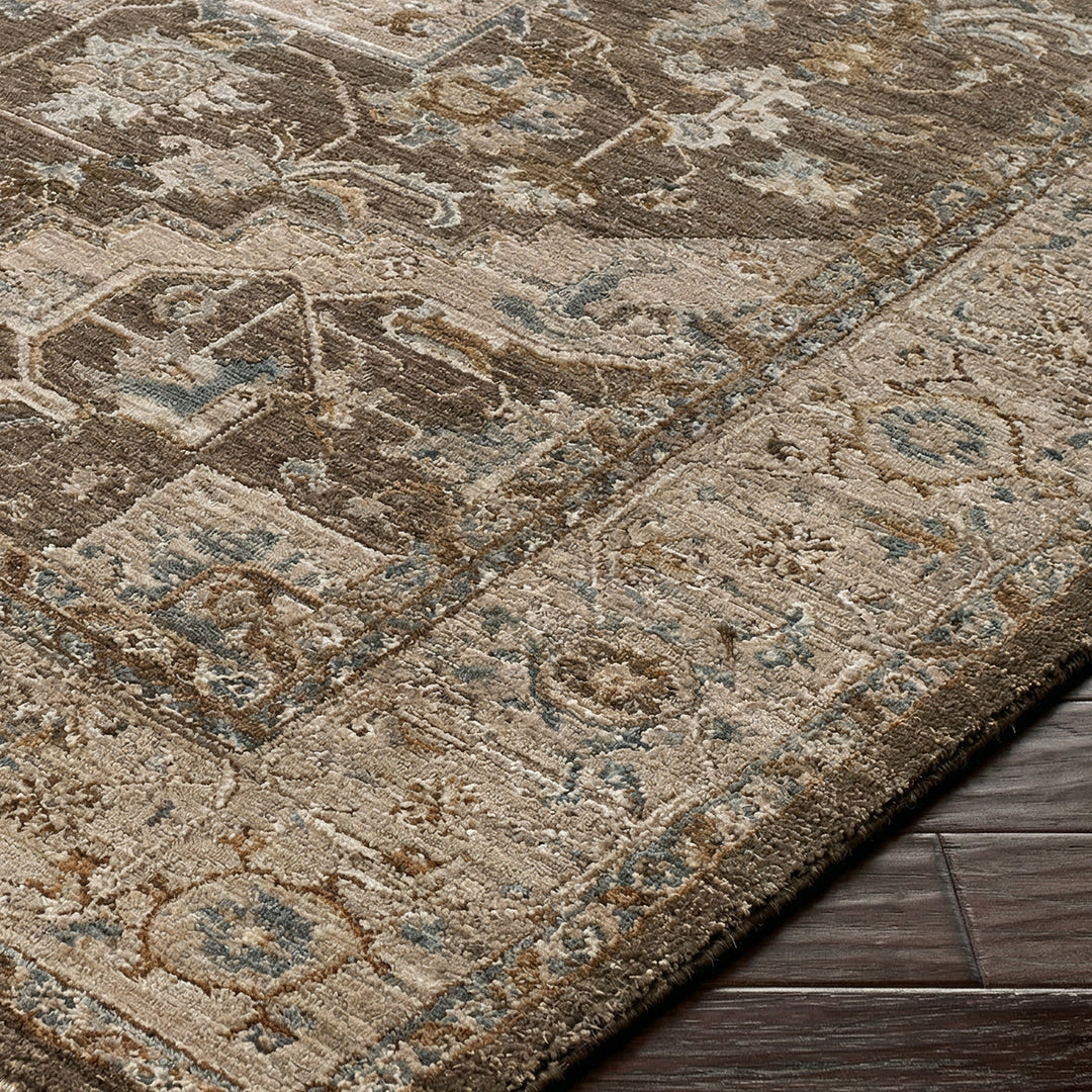 Luxury Arda Vintage Traditional Rug