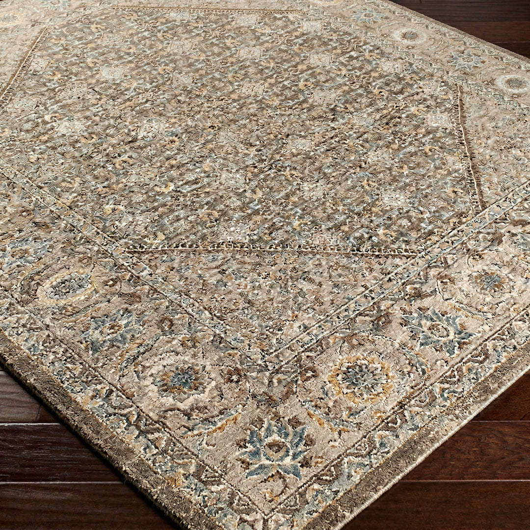 Luxury Arda Vintage Traditional Rug