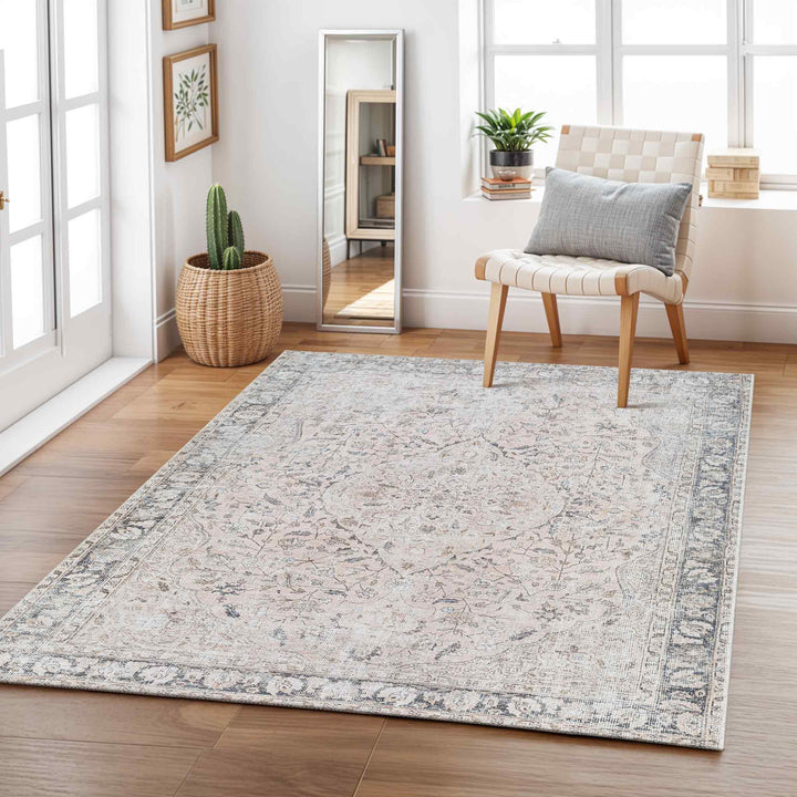 Signature Amelie Traditional Washable Rug
