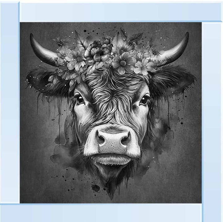 AN1284-B&W FLORAL CROWN HIGHLAND COW BLACK & WHITE |