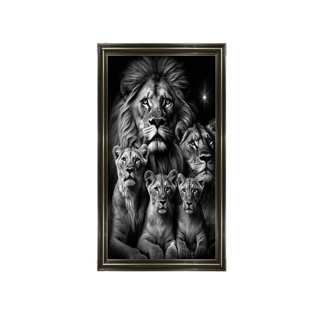 AN1500 LION FAMILY B&W