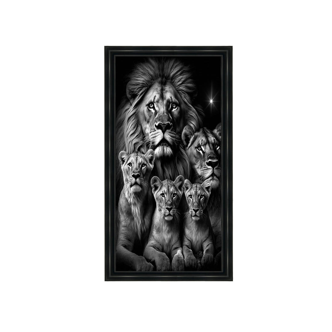 AN1500 LION FAMILY B&W