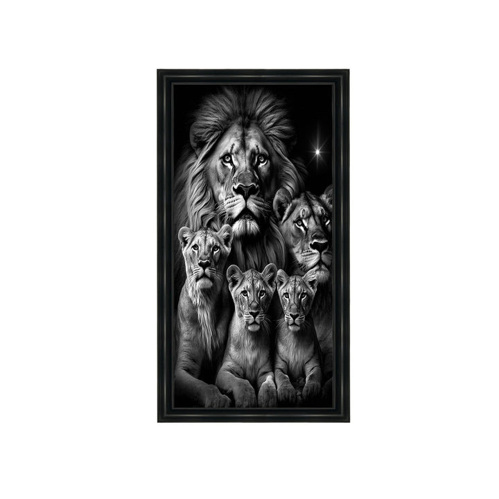AN1500 LION FAMILY B&W