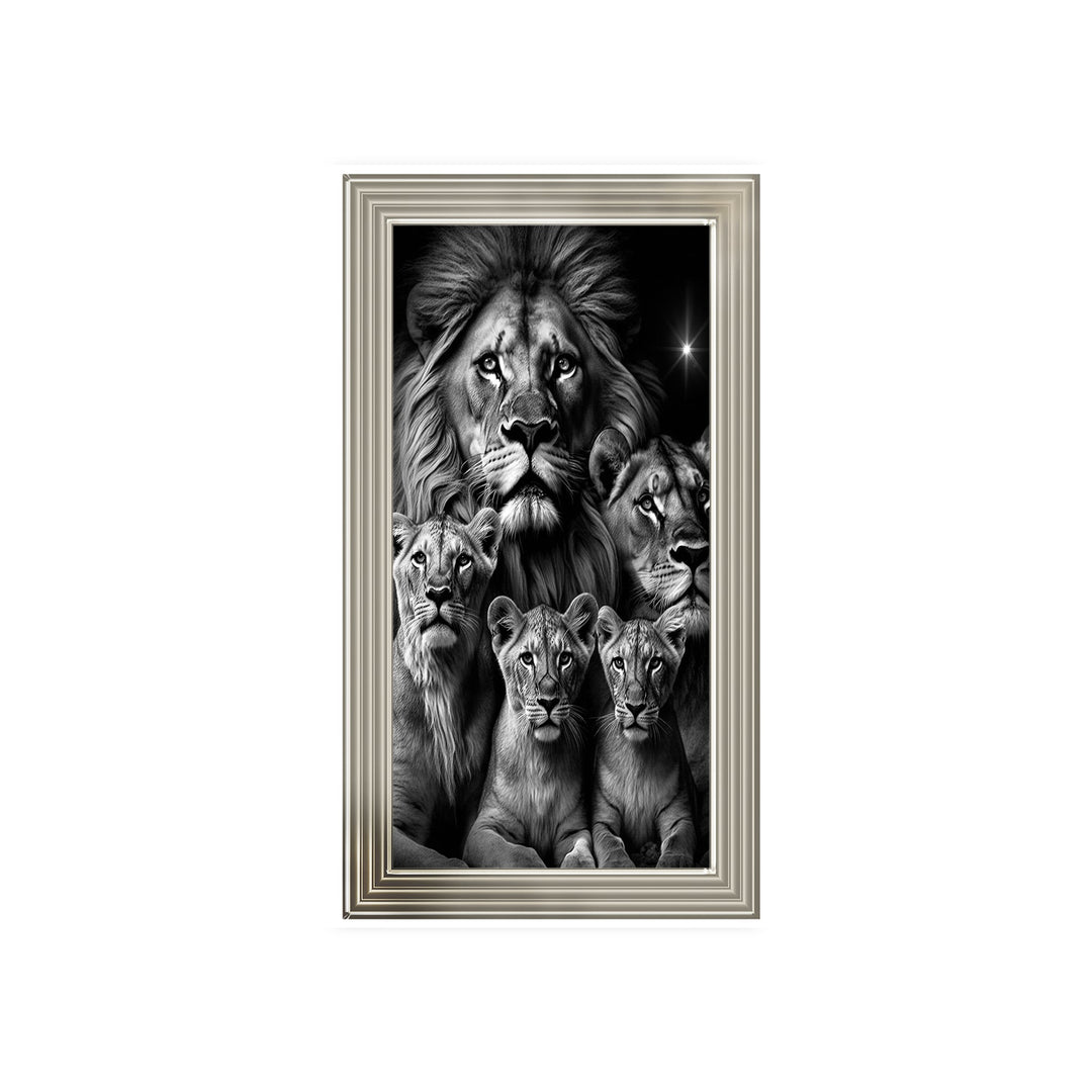 AN1500 LION FAMILY B&W