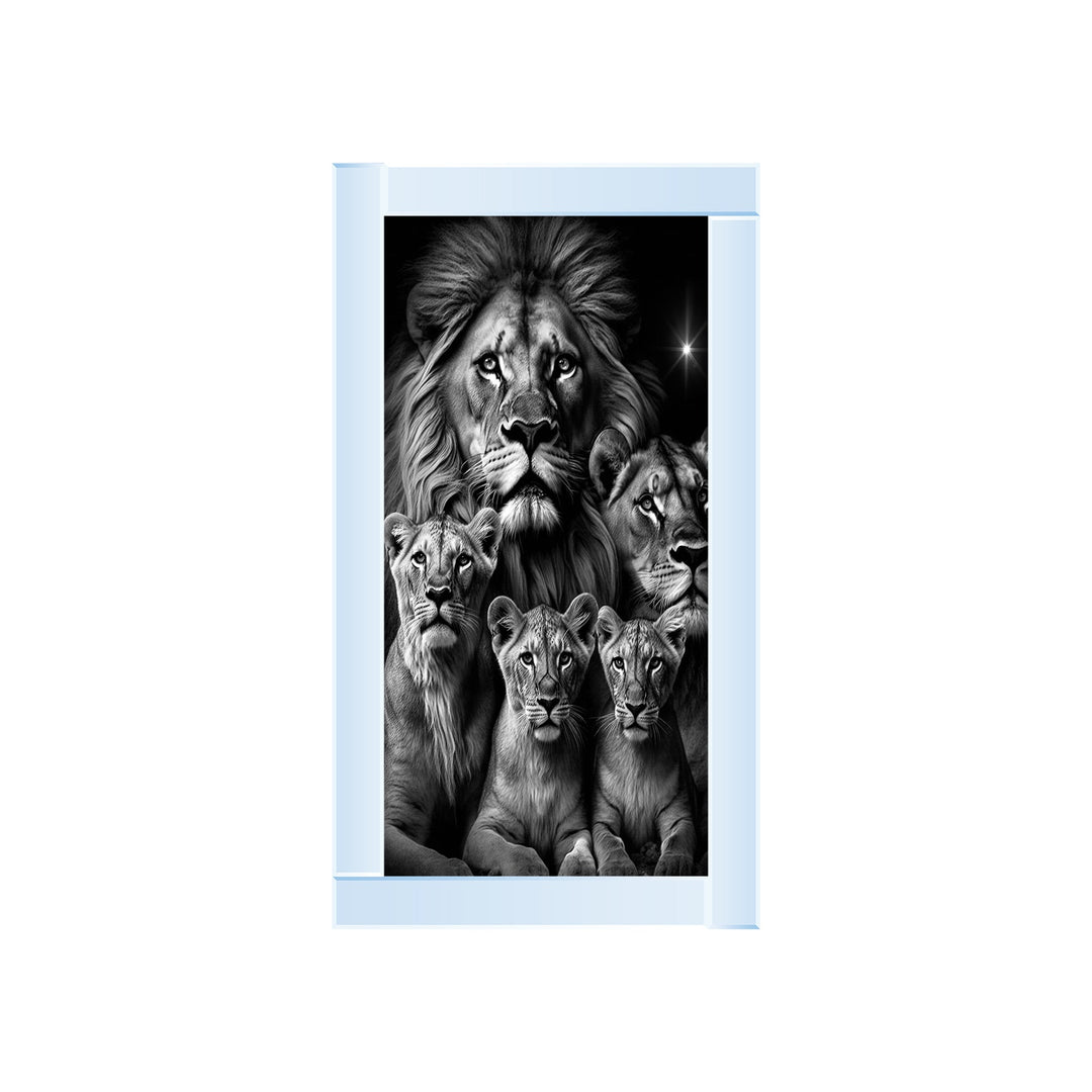 AN1500 LION FAMILY B&W