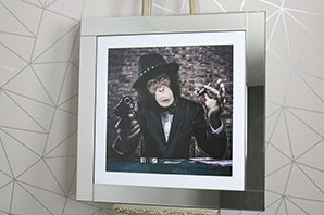 AN178  Gangster Chimp