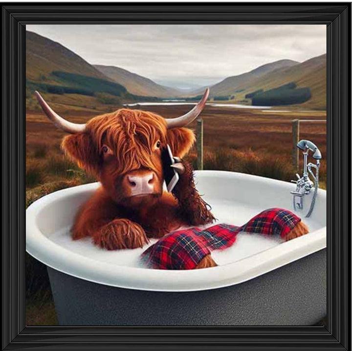 AN2136 Highland Cow On Phone Taking Bath