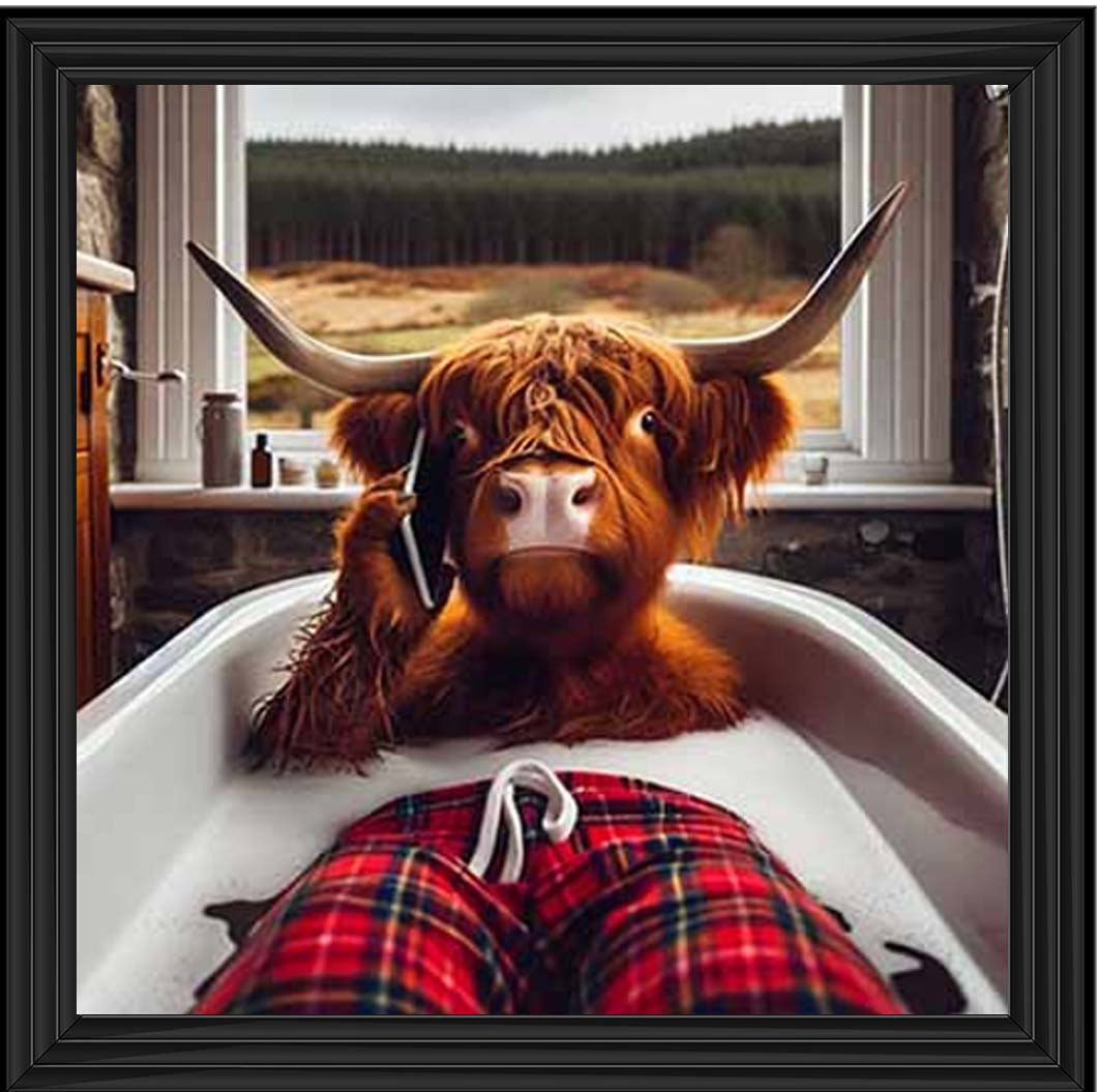 AN2137 Highland Cow On Phone Taking Bath ||