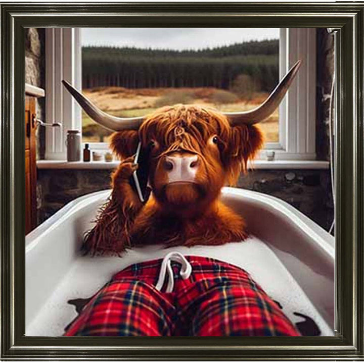 AN2137 Highland Cow On Phone Taking Bath ||
