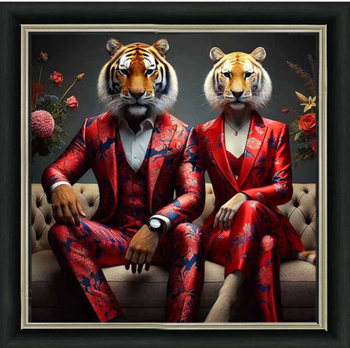 AN2262 Tiger Couple Act As Human