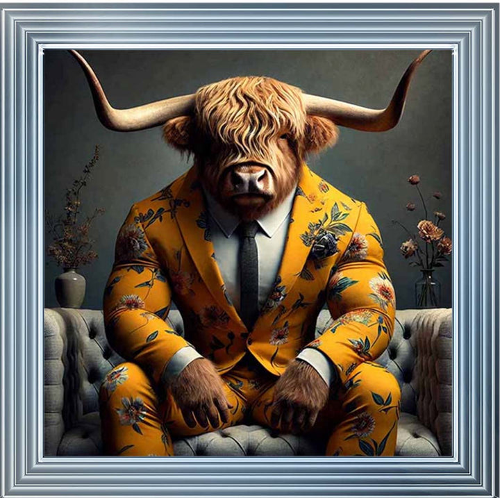 AN2435 Boss Highland cow