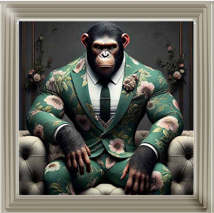 AN2443 Chimpanzee the Boss