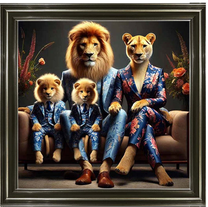 AN2464 Lion Family in Suit