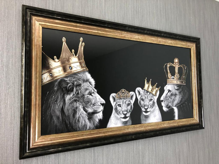AN305 Royal lions 1