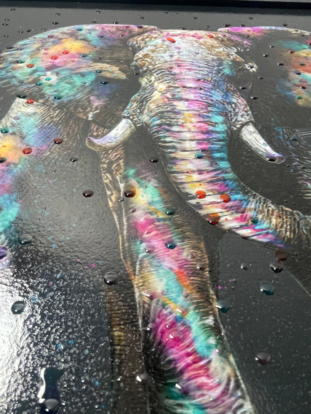 AN568 Colourful Elephant OV