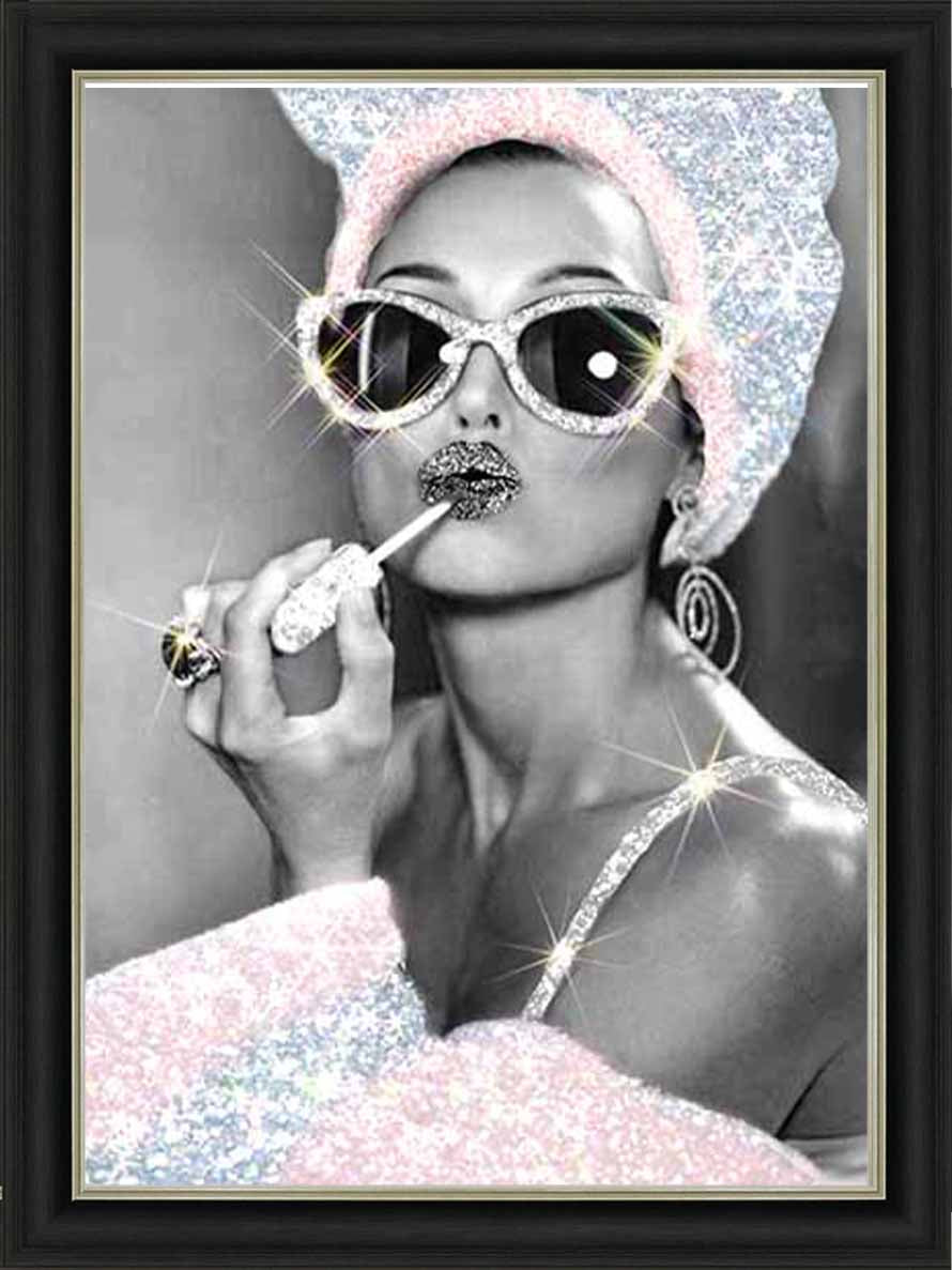 FG940 AUDREY HEPBURN GLAMOROUS