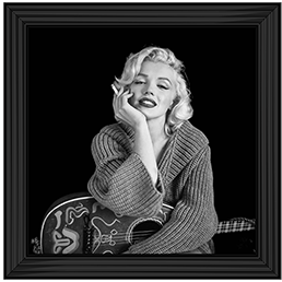 IC017 Marilyn Monroe Lute