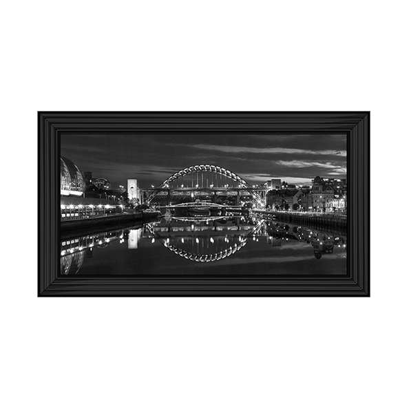 CY009 Tyne Bridge Black & White