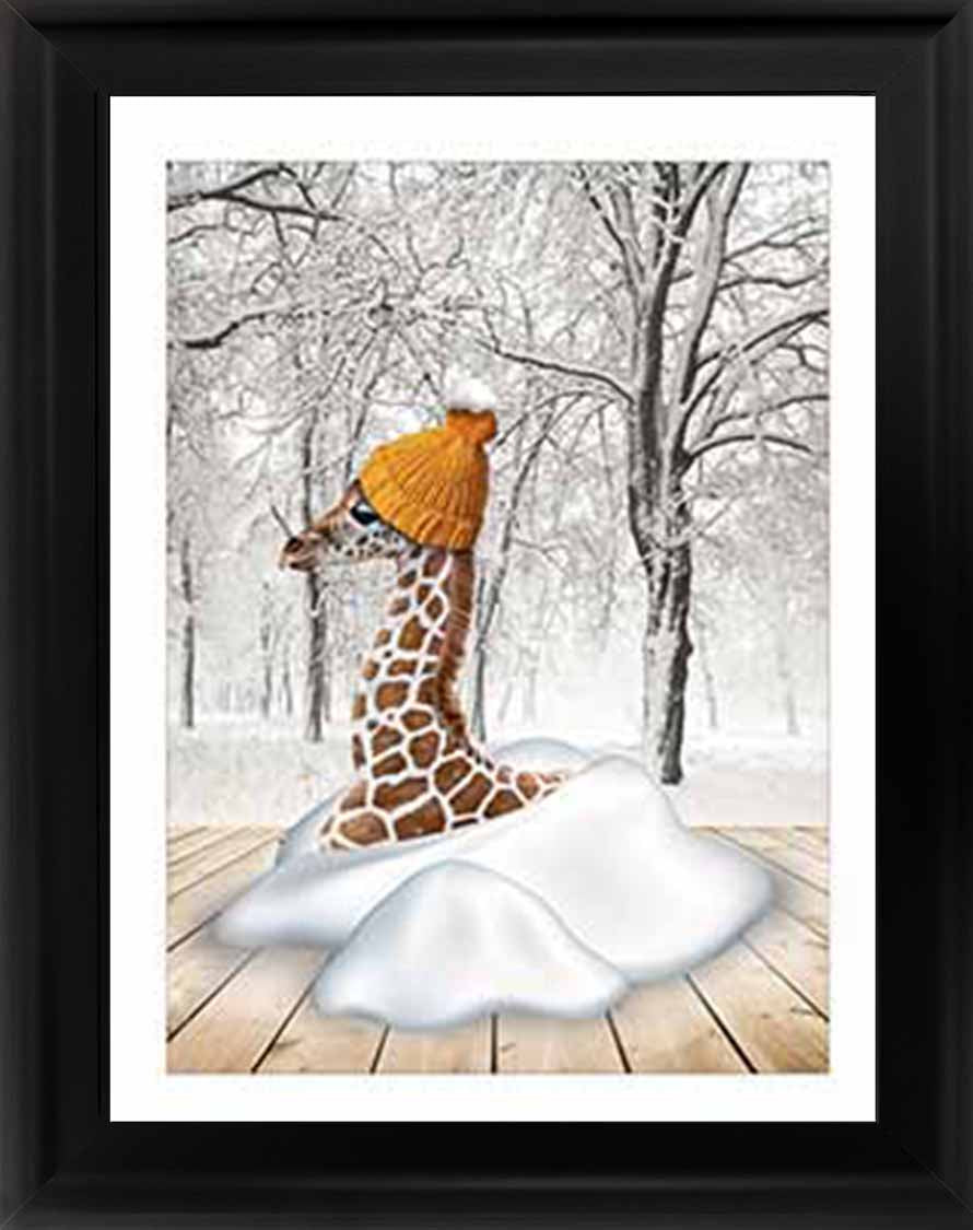 AN752-C Giraffe on Winter Snow ll
