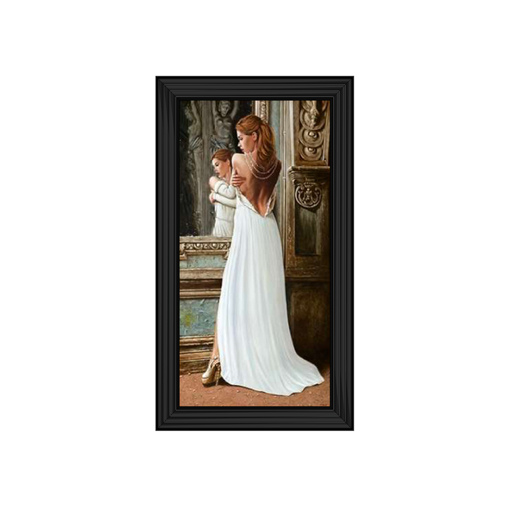 FG013 At the Mirror