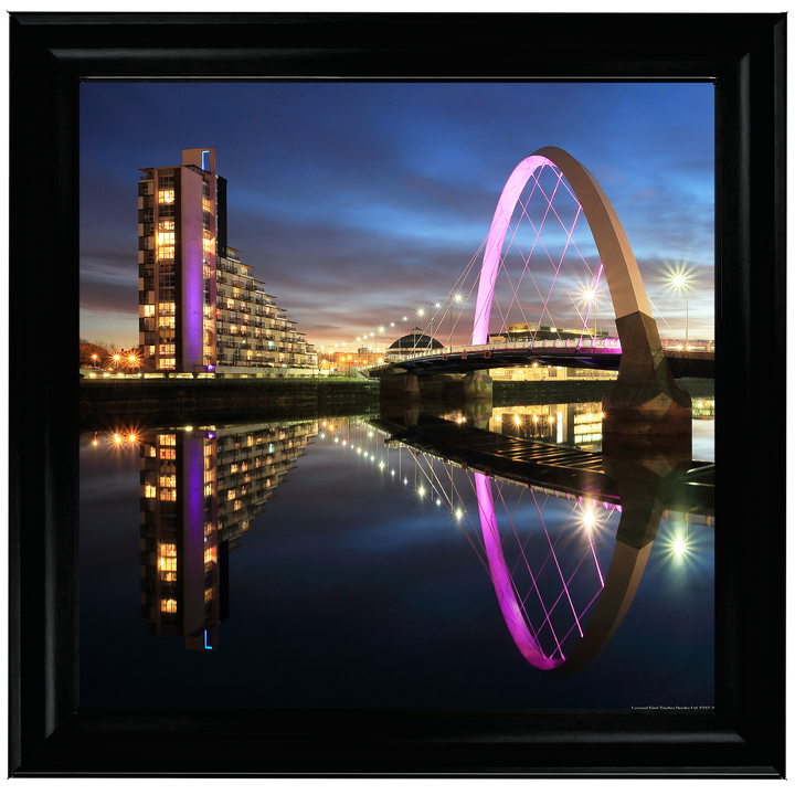 CY679 Purple Bridge, Glasgow Clyde