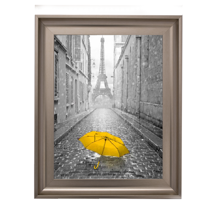 CY173 Lone yellow Umbrella Paris