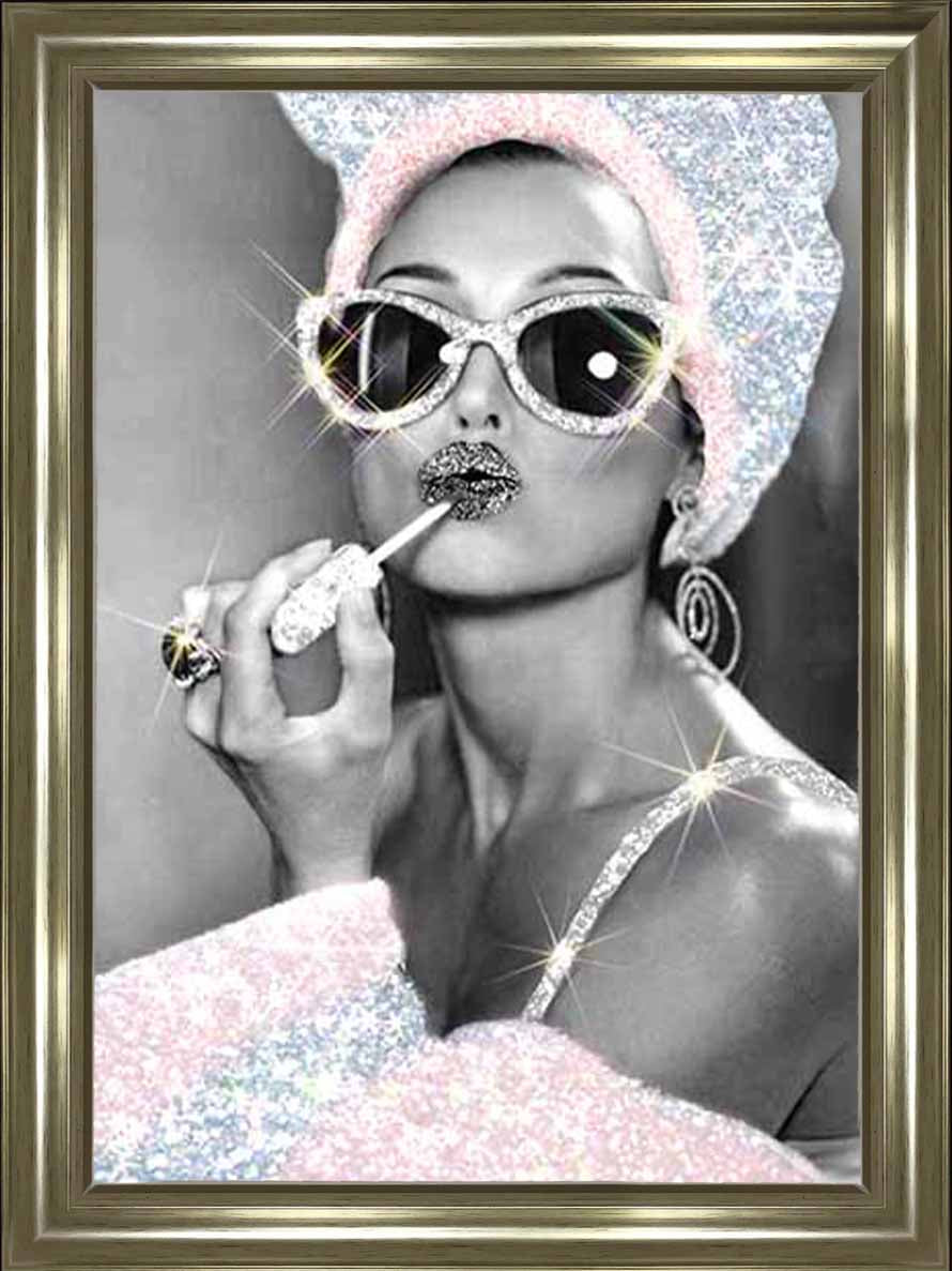 FG940 AUDREY HEPBURN GLAMOROUS