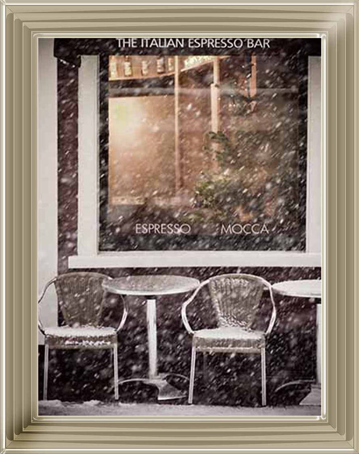 CY471 Italian Expresso Bar snow Night