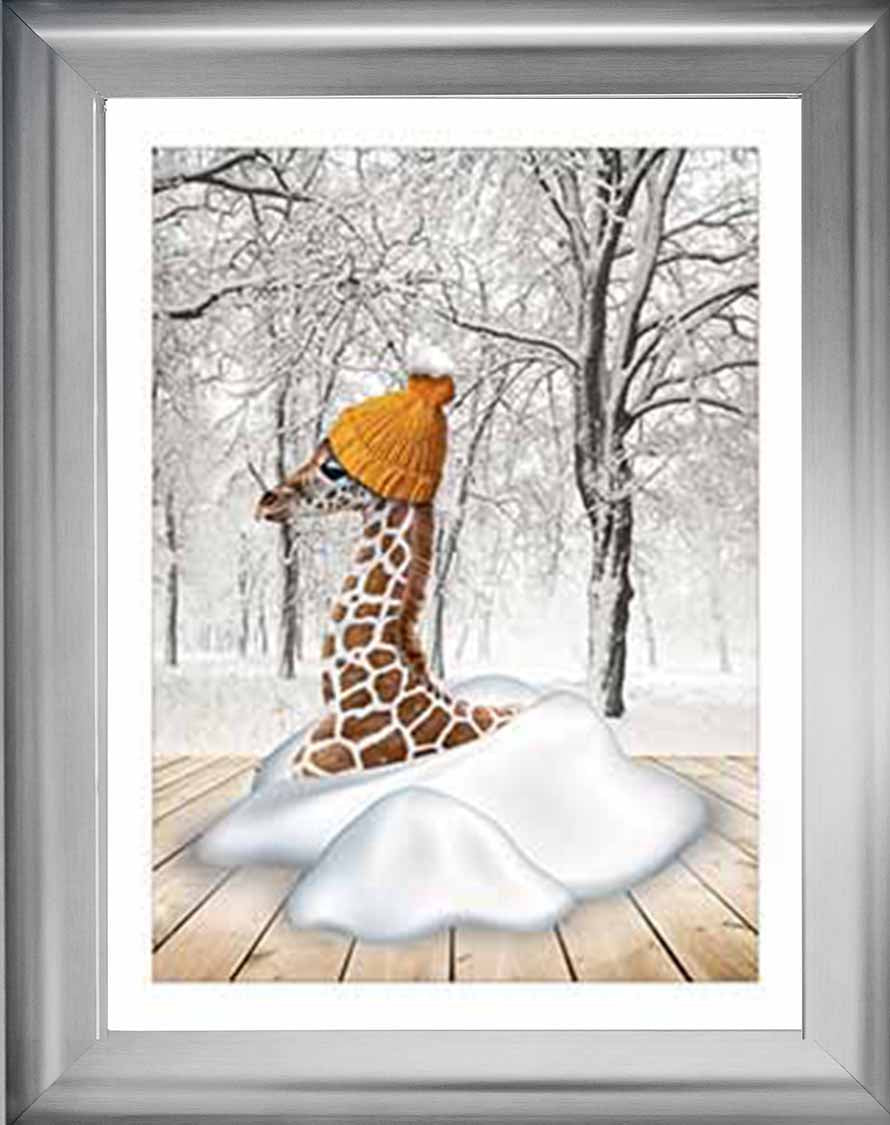 AN752-C Giraffe on Winter Snow ll